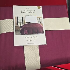 Threshold TENCEL Lyocell Duvet Cover Set - Deep Burgundy